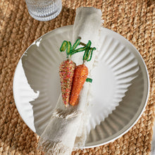 Load image into Gallery viewer, Carrot Napkin Ring Set