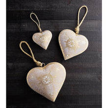 Load image into Gallery viewer, Gold Heart Décor Small