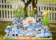 Load image into Gallery viewer, Blue and White Floral Daisy Prep Bowl Set
