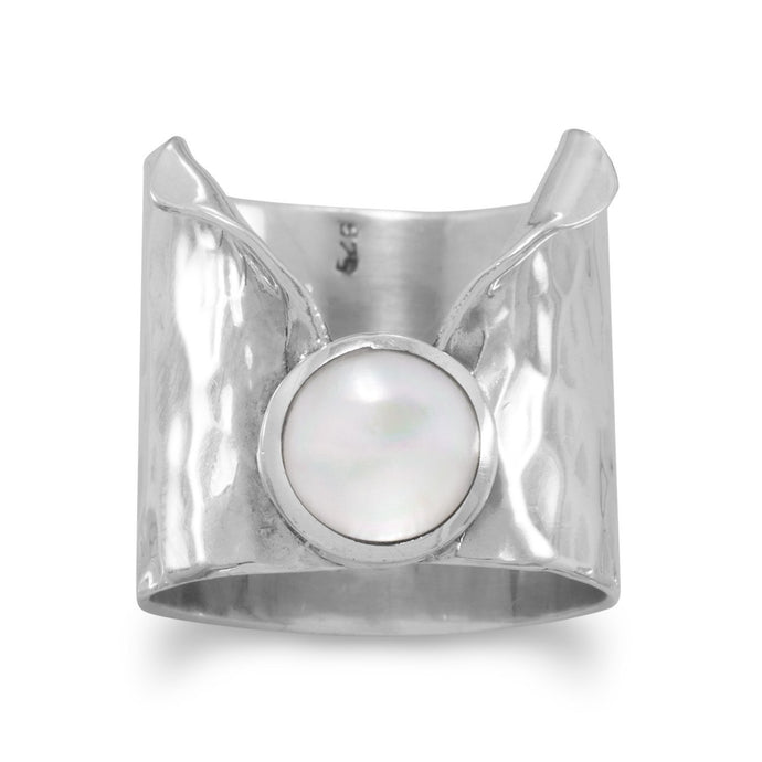 Hammered Mother of Pearl Lapel Design Ring - SoMag2