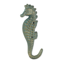Load image into Gallery viewer, Cast Iron Seahorse Beach Wall Hook Set